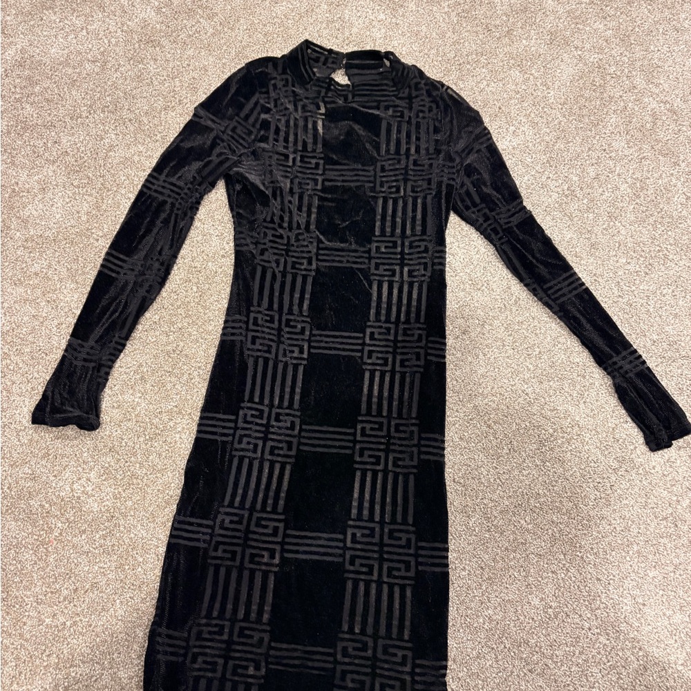 SHEER Black Long Sleeve Velvet Patterned Midi Dress